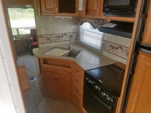 4YDF302276A227847 - 2006 KEYSTONE RV WHITE photo 8