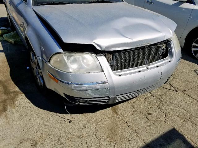 WVWWH63B21E263551 - 2001 VOLKSWAGEN PASSAT GLX 银色 照片 9