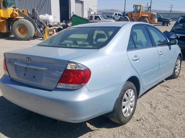 4T1BE32K65U567898 - 2005 TOYOTA CAMRY LE BLUE photo 4