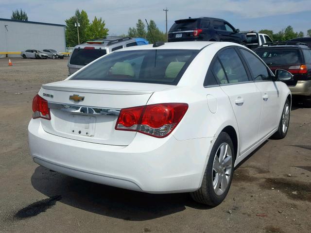 1G1P75SZ0F7176557 - 2015 CHEVROLET CRUZE WHITE photo 4