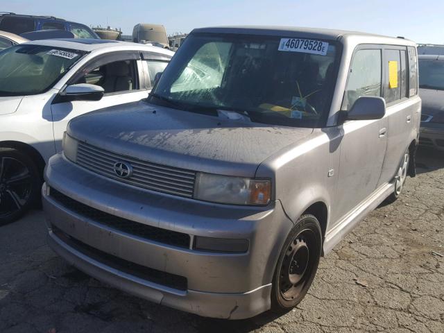 JTLKT334650177079 - 2005 TOYOTA SCION XB SILVER photo 2