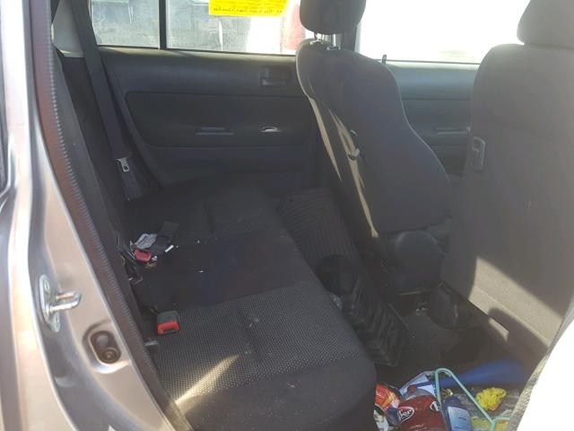 JTLKT334650177079 - 2005 TOYOTA SCION XB SILVER photo 6