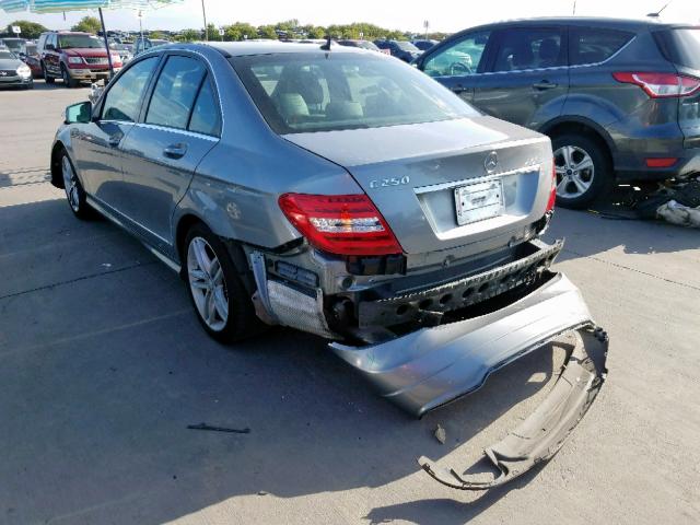 WDDGF4HB2EA946098 - 2014 MERCEDES-BENZ C 250 GRAY photo 3