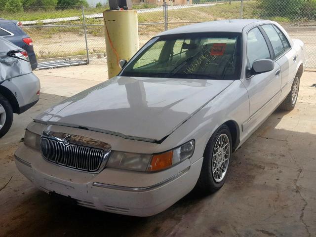 2MEFM74W3YX712147 - 2000 MERCURY GRAND MARQ WHITE photo 2