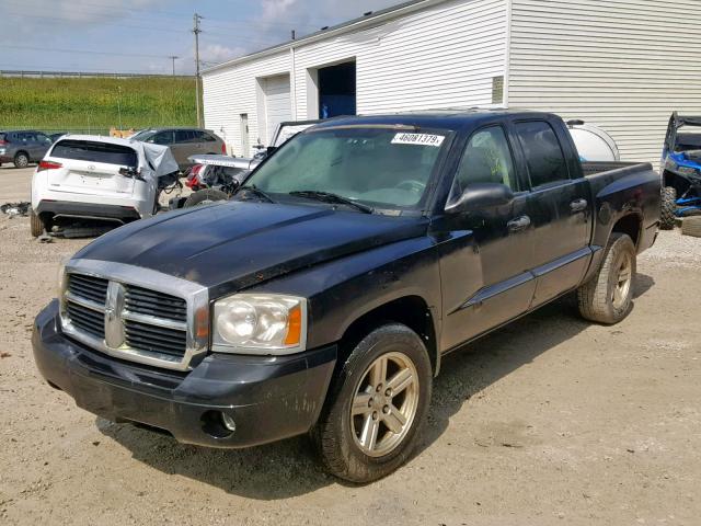 1D7HE48K27S267050 - 2007 DODGE DAKOTA QUA BLACK photo 2