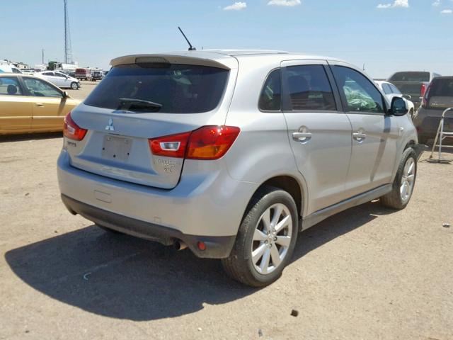 4A4AP3AW2FE057759 - 2015 MITSUBISHI OUTLANDER SILVER photo 4