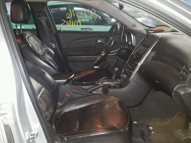 1G11F5SL2FF323987 - 2015 CHEVROLET MALIBU LTZ ვერცხლისფერი ფოტო 5