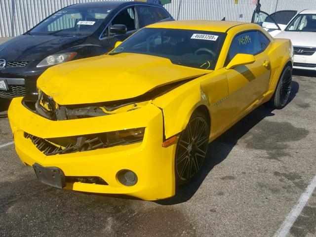 2G1FA1ED9B9104657 - 2011 CHEVROLET CAMARO LS YELLOW photo 2