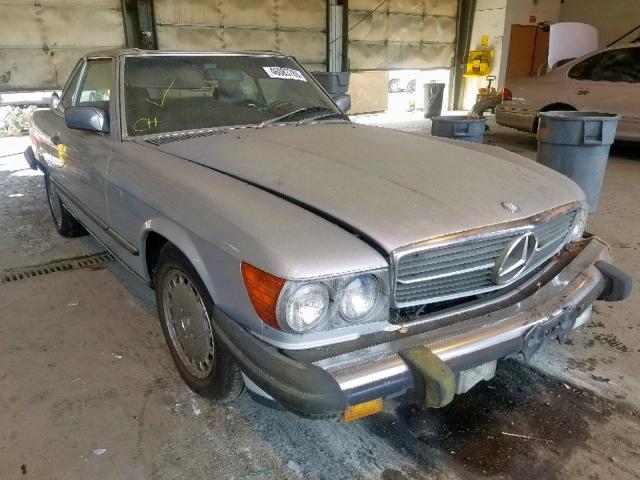 WDBBA48D9JA080283 - 1988 MERCEDES-BENZ 560 SL SILVER photo 1