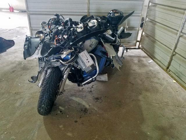 1HD1FCW105Y605373 - 2005 HARLEY-DAVIDSON FLHTCUI BLUE photo 2