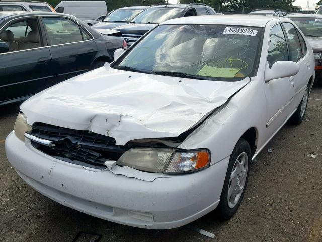 1N4DL01D0XC263680 - 1999 NISSAN ALTIMA XE WHITE photo 2