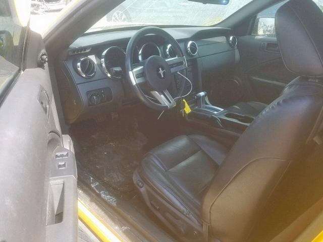 1ZVFT84N555228248 - 2005 FORD MUSTANG YELLOW photo 9