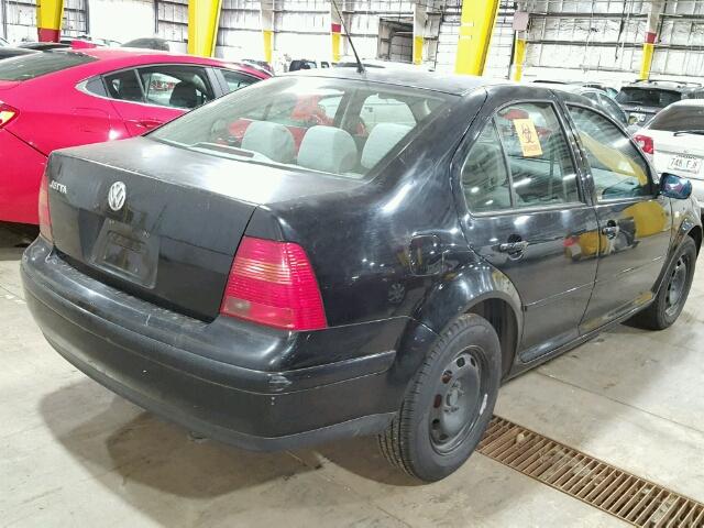 3VWSC29M5XM035932 - 1999 VOLKSWAGEN JETTA GLS BLACK photo 4