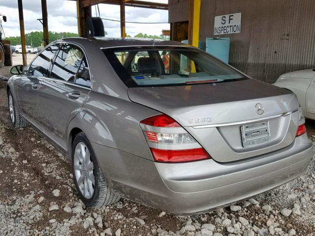 WDDNG71X07A040899 - 2007 MERCEDES-BENZ S 550 GRAY photo 3