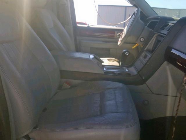5LMFU28565LJ03206 - 2005 LINCOLN NAVIGATOR BLACK photo 5