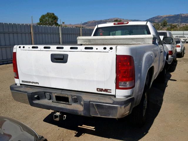 1GTHC24K27E577126 - 2007 GMC SIERRA C25 WHITE photo 4