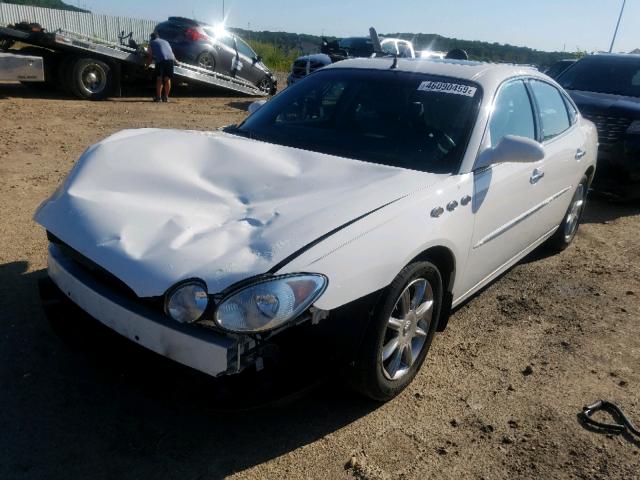 2G4WE567951281462 - 2005 BUICK LACROSSE C WHITE photo 2