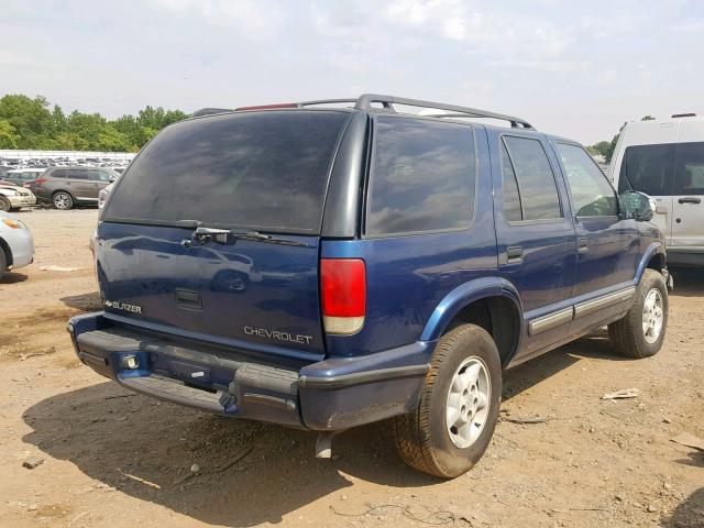 1GNDT13W312192266 - 2001 CHEVROLET BLAZER BLUE photo 4