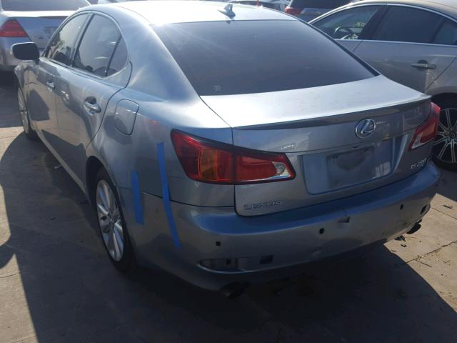 JTHCK262392028547 - 2009 LEXUS IS 250 SILVER photo 3