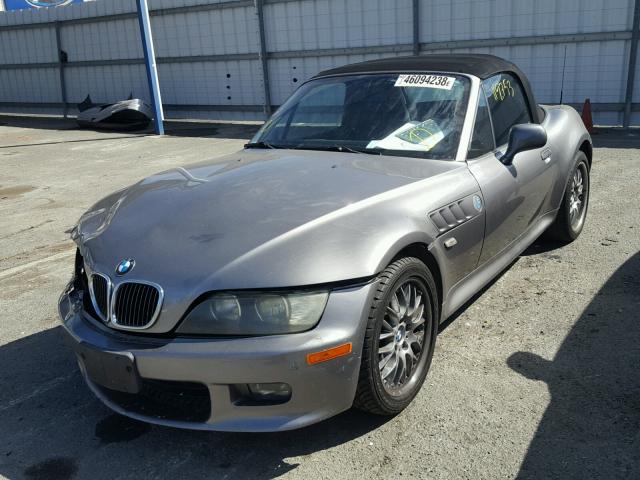 WBACN534X1LJ58336 - 2001 BMW Z3 3.0 GRAY photo 2