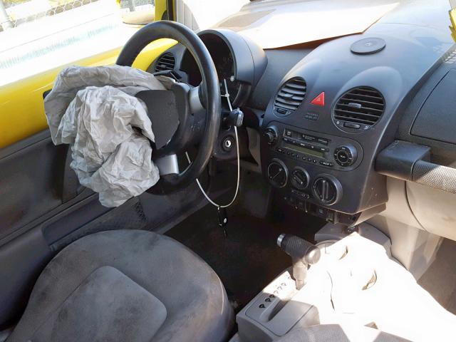 3VWCD31CX4M409277 - 2004 VOLKSWAGEN NEW BEETLE ყვითელი ფოტო 9