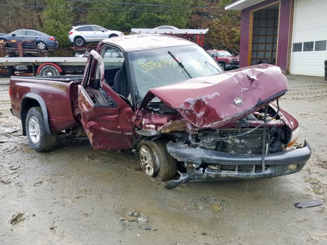 1B7FL16X025700751 - 2002 DODGE DAKOTA BAS MAROON photo 1