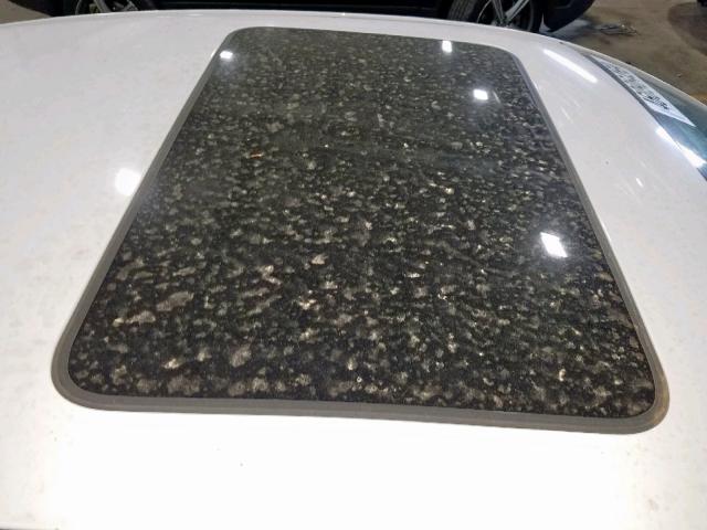 1G1ZC5E12BF381453 - 2011 CHEVROLET MALIBU 1LT WHITE photo 9