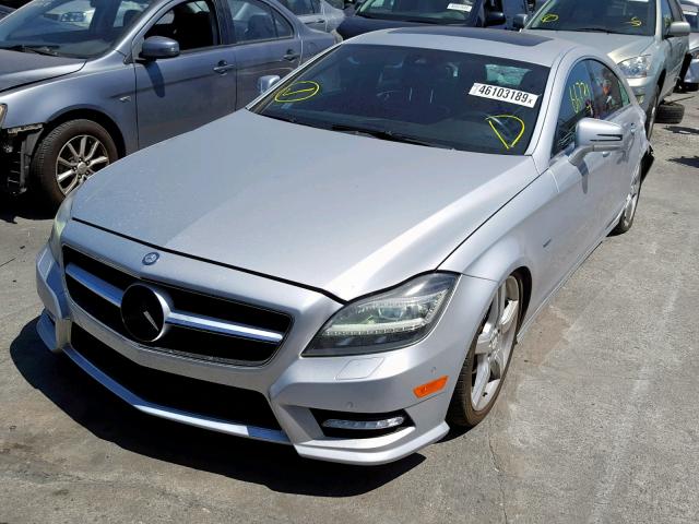 WDDLJ7DB2CA056296 - 2012 MERCEDES-BENZ CLS 550 SILVER photo 2