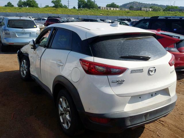 JM1DKBC7XG0117630 - 2016 MAZDA CX-3 WHITE photo 3