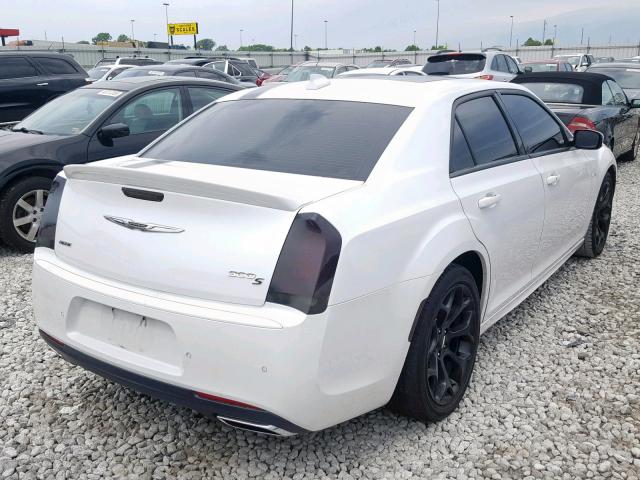 2C3CCABT4FH845637 - 2015 CHRYSLER 300 S WHITE photo 4