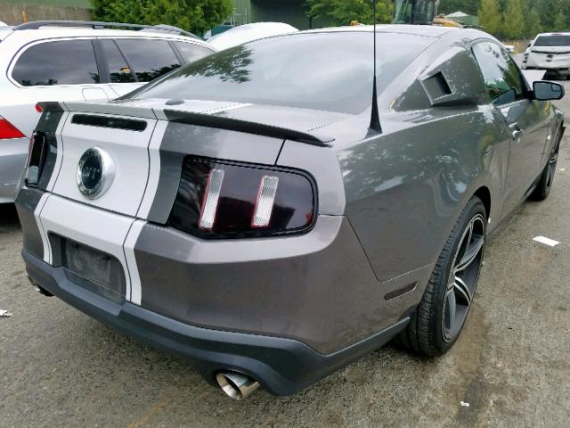 1ZVBP8CF8B5122823 - 2011 FORD MUSTANG GT GRAY photo 4