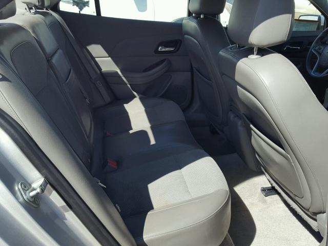 1G11D5SR8DF158017 - 2013 CHEVROLET MALIBU 1LT ვერცხლისფერი ფოტო 6