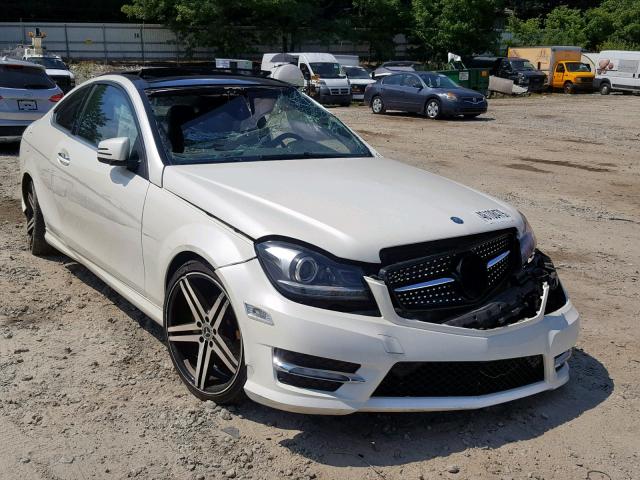 WDDGJ4HB4DF975733 - 2013 MERCEDES-BENZ C 250 WHITE photo 1