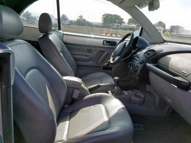 3VWCK21Y63M326889 - 2003 VOLKSWAGEN NEW BEETLE ვერცხლისფერი ფოტო 5