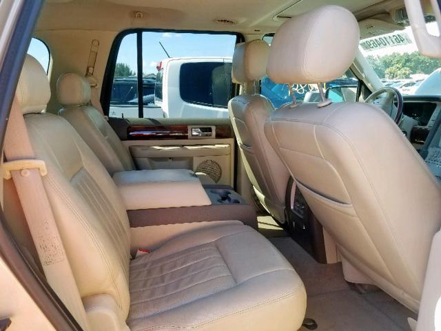 5LMFU27R04LJ13264 - 2004 LINCOLN NAVIGATOR GOLD photo 6