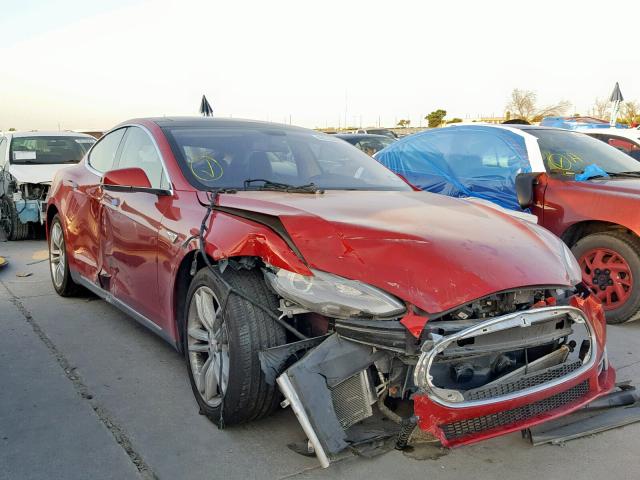 5YJSA1H17EFP39710 - 2014 TESLA MODEL S أحمر صورة 1