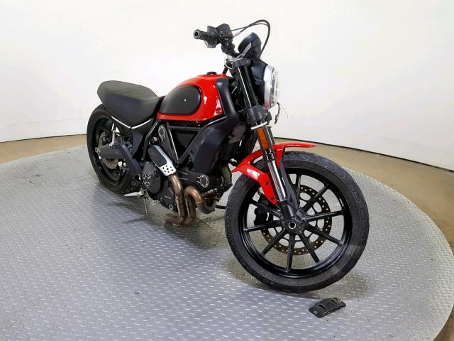 ML015ANM3HT011091 - 2017 DUCATI SCRAMBLER RED photo 2