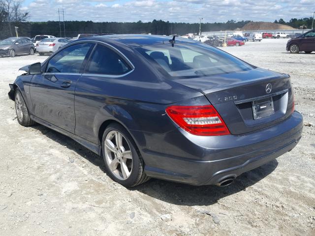 WDDGJ4HBXCF913588 - 2012 MERCEDES-BENZ C 250 GRAY photo 3