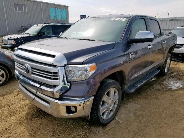 5TFAY5F18FX429994 - 2015 TOYOTA TUNDRA CRE GRAY photo 2