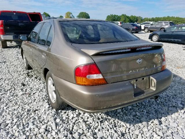 1N4DL01D1WC145779 - 1998 NISSAN ALTIMA XE BROWN photo 3