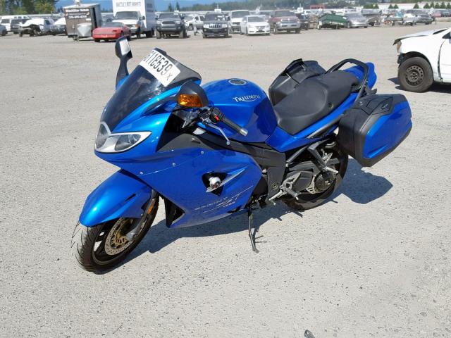SMT600PK85J232690 - 2005 TRIUMPH MOTORCYCLE SPRINT ST BLUE photo 2
