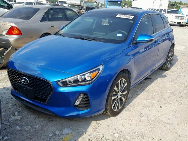 KMHH35LEXJU058024 - 2018 HYUNDAI ELANTRA GT BLUE photo 2