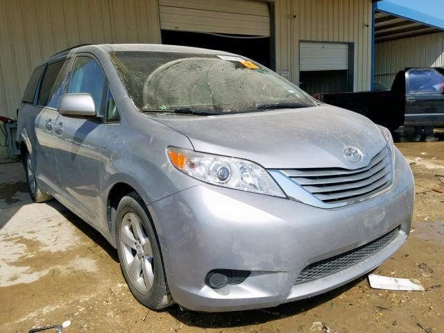 5TDKK3DC7FS620830 - 2015 TOYOTA SIENNA LE SILVER photo 1