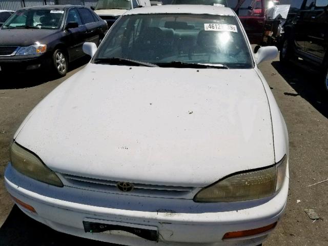 4T1BG12K6TU940661 - 1996 TOYOTA CAMRY DX WHITE photo 9