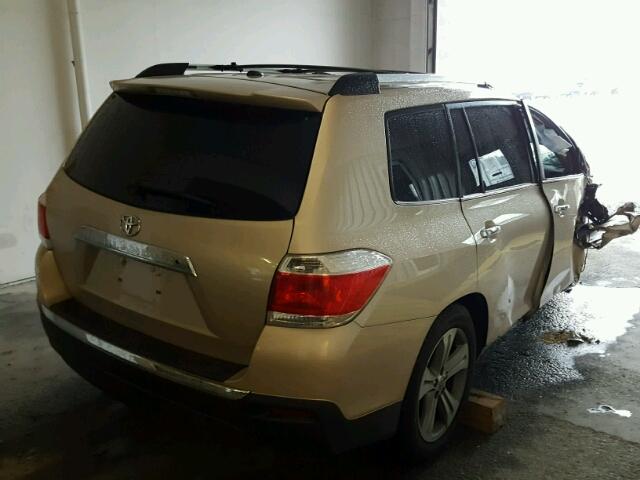 5TDDK3EH3DS203978 - 2013 TOYOTA HIGHLANDER GOLD photo 4