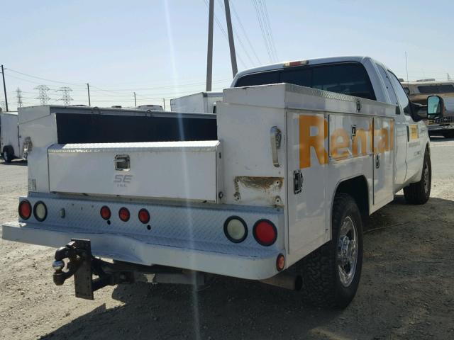 1FTWX30P76ED09674 - 2006 FORD F350 SRW S WHITE photo 4