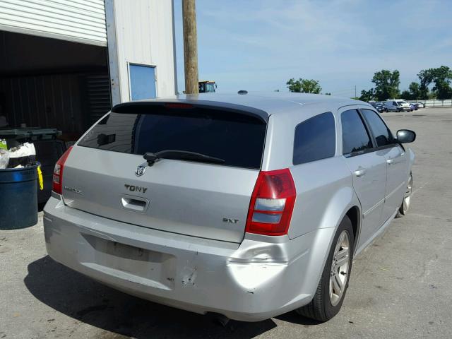 2D4FV47V47H755987 - 2007 DODGE MAGNUM SXT SILVER photo 4