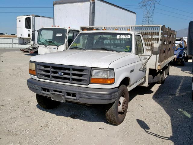 1FDLF47FXTEB64470 - 1996 FORD F SUPER DU WHITE photo 2