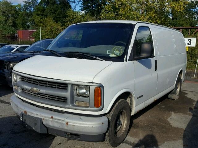 1GCFG15W0Y1234900 - 2000 CHEVROLET EXPRESS G1 WHITE photo 2