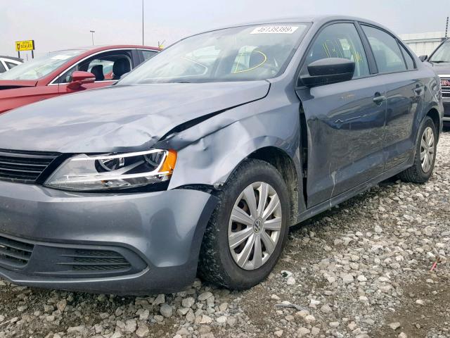 3VW2K7AJ0DM390603 - 2013 VOLKSWAGEN JETTA BASE GRAY photo 9